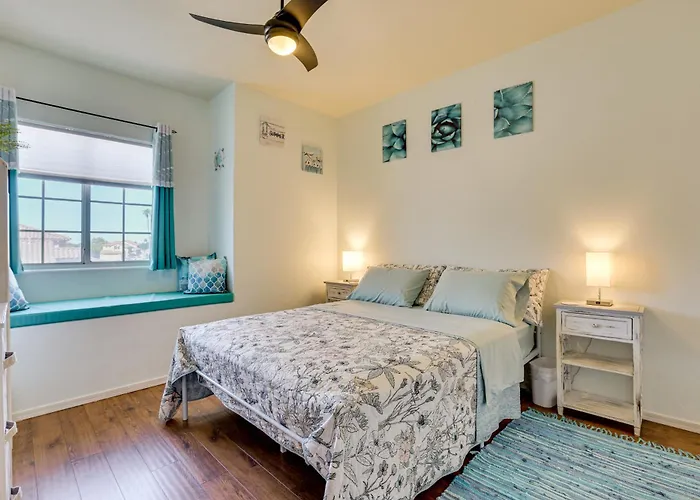 Patio Oasis W/ Wet Bar, Pool, & Grill Holiday home *