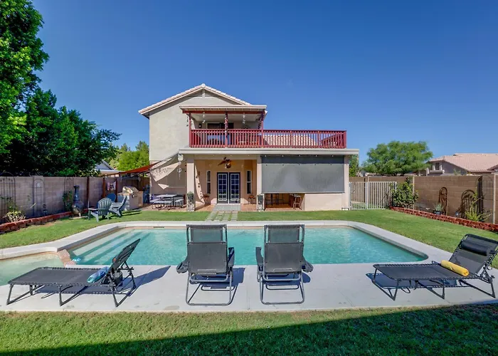 Patio Oasis W/ Wet Bar, Pool, & Grill Holiday home Phoenix