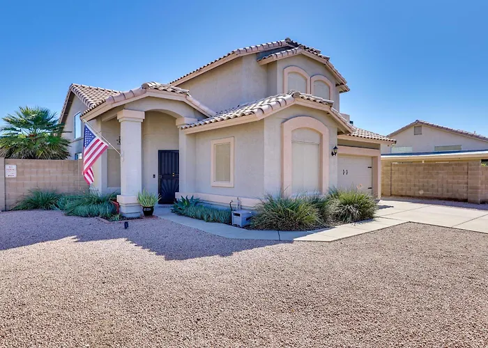 Holiday home Patio Oasis W/ Wet Bar, Pool, & Grill Phoenix